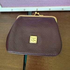 Dooney & Bourke Kisslock Wallet Card Case Coin Purse In Plum Leather